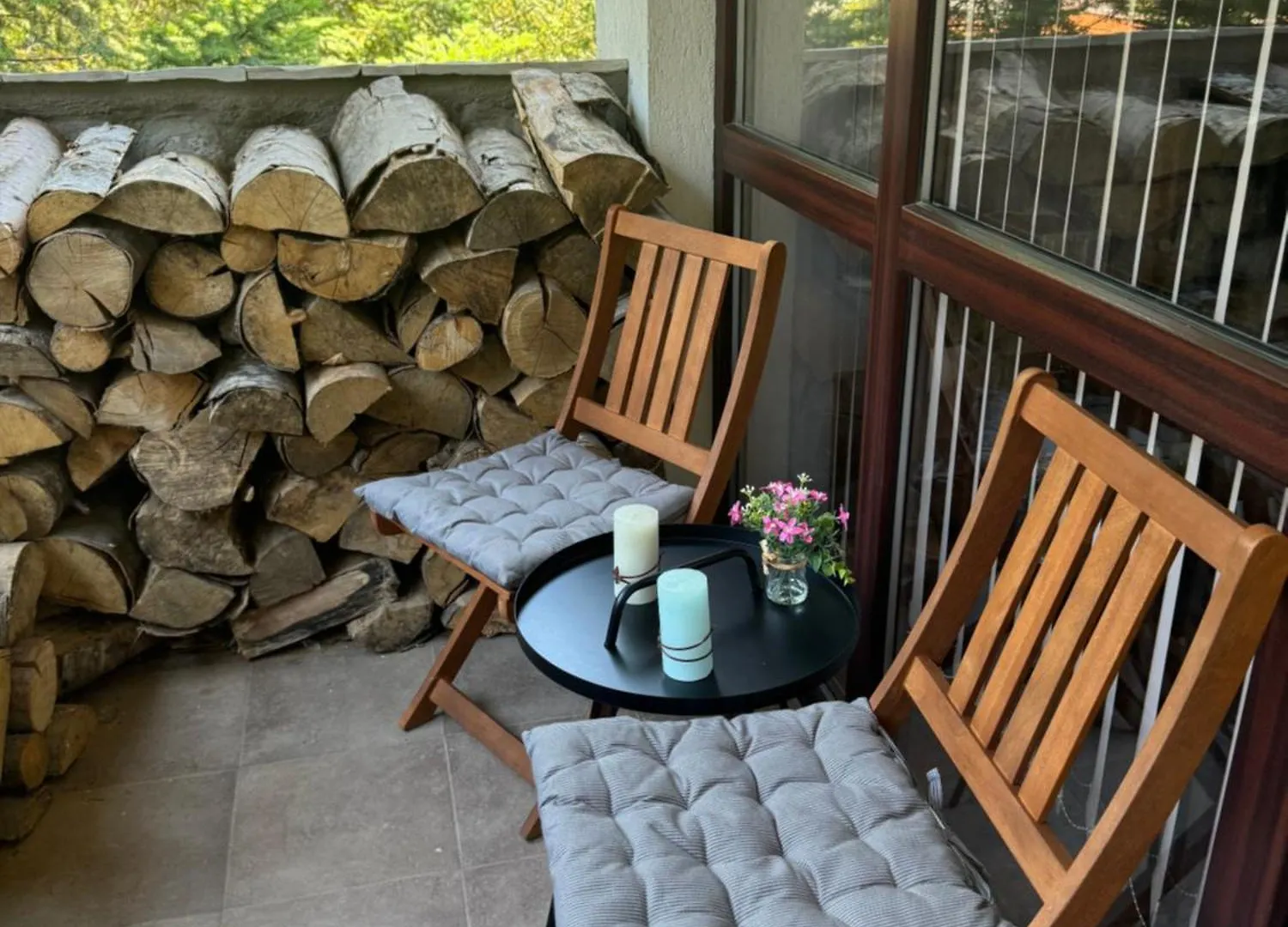 2-Bedroom, 2-Bathroom With Fireplace And Garden At Winslow Infinity 班斯科