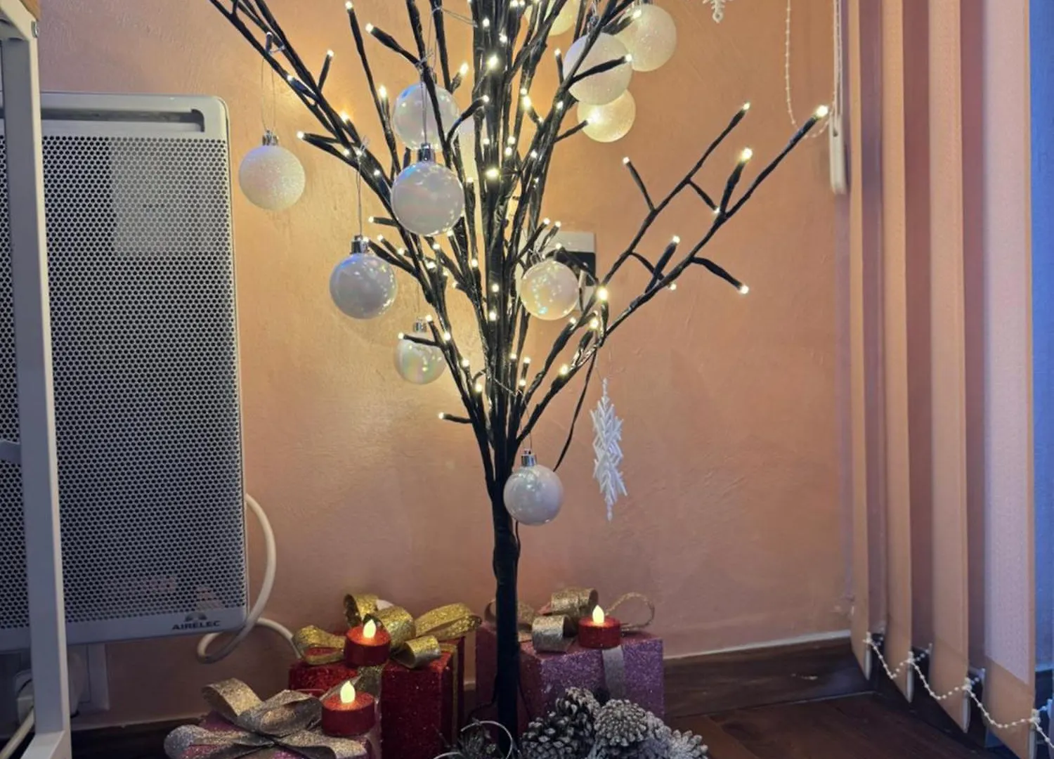 2-Bedroom, 2-Bathroom With Fireplace And Garden At Winslow Infinity 班斯科 0*,
